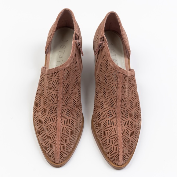 1. State Iddah Perforated Cutaway Bootie size 7 - Picture 4 of 11